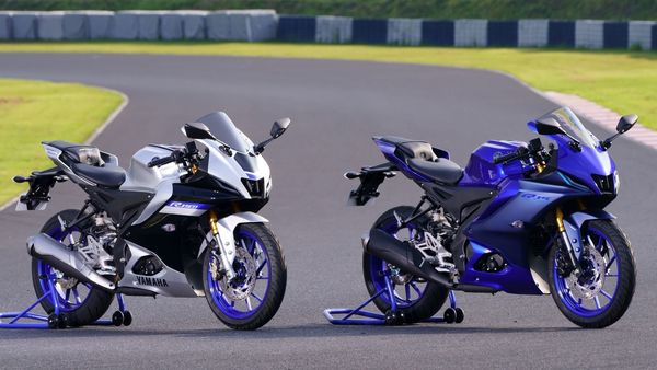 Detail Gambar Yamaha R15 Nomer 19