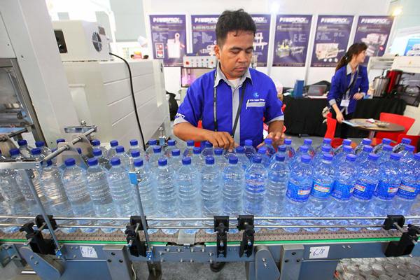 Detail Gambar Yang Biasa Nempel Di Botol Minuman Nomer 55