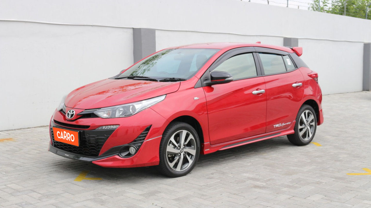 Detail Gambar Yaris Merah Nomer 12