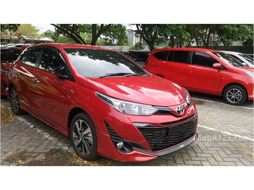 Detail Gambar Yaris Merah Nomer 20