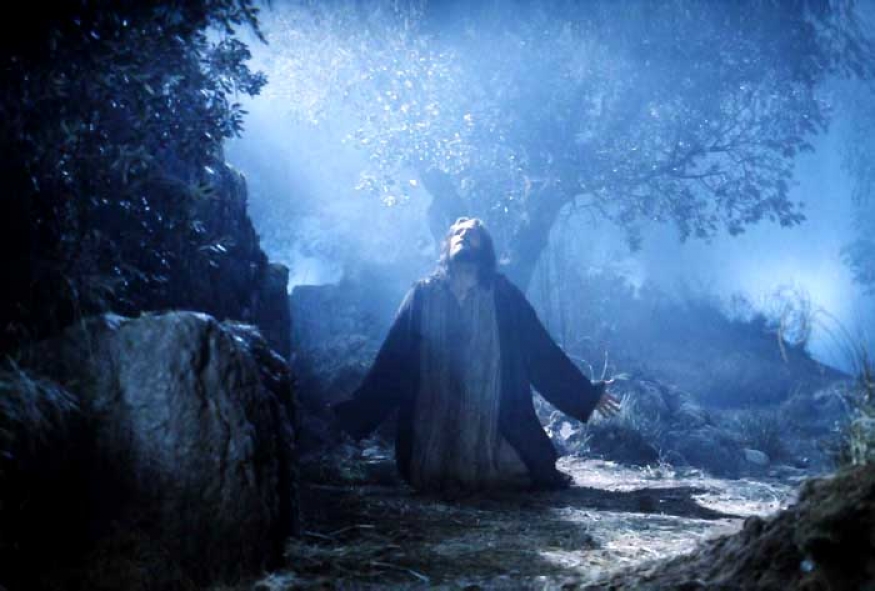 Detail Gambar Yesus Berdoa Di Getsemani Nomer 13
