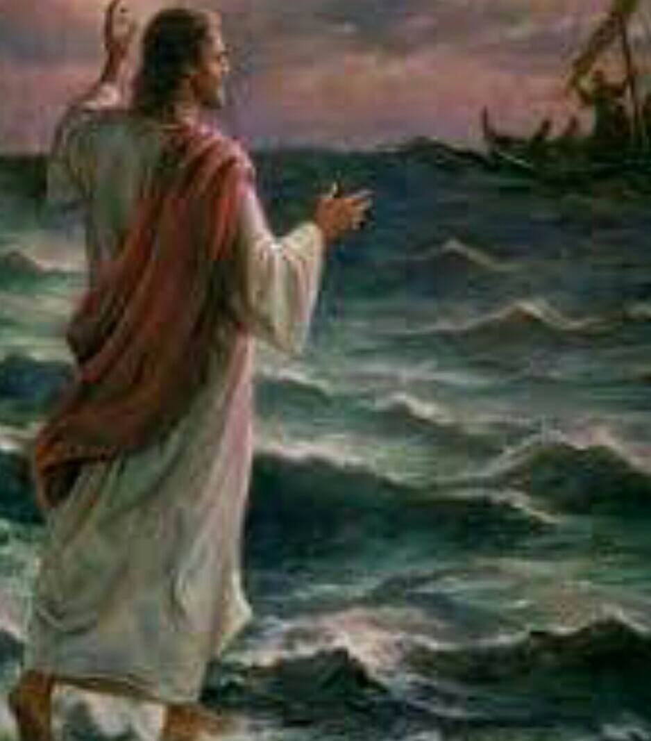 Detail Gambar Yesus Berjalan Di Atas Air Nomer 27