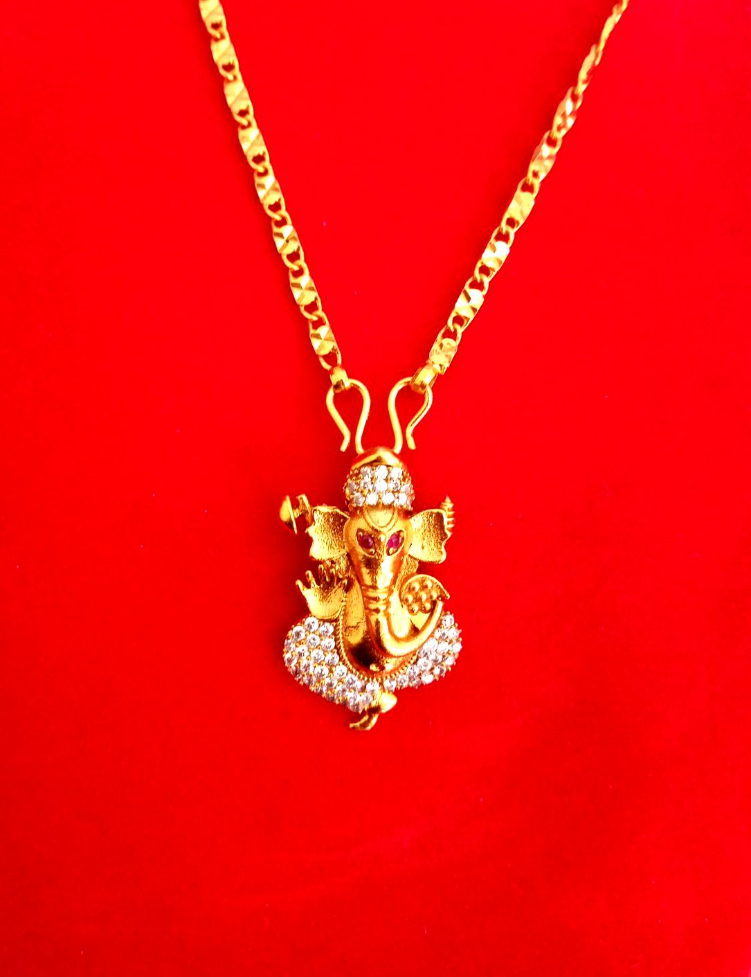 Detail Ganesh Locket Nomer 46