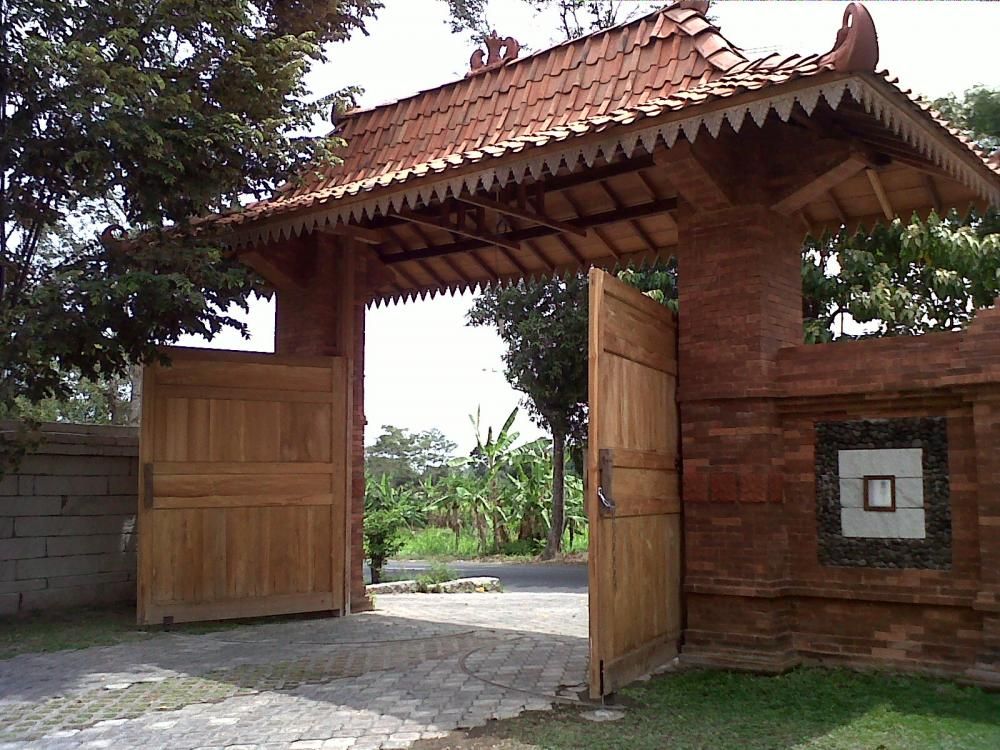 Detail Gapura Rumah Jawa Nomer 16