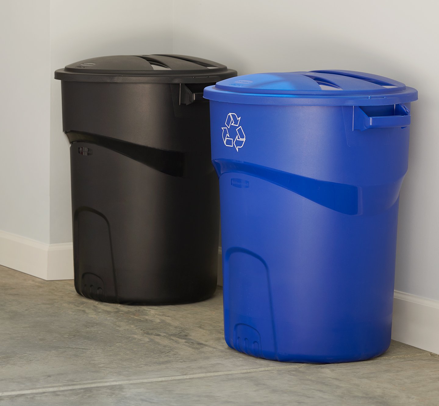 Detail Garbage Can Image Nomer 34