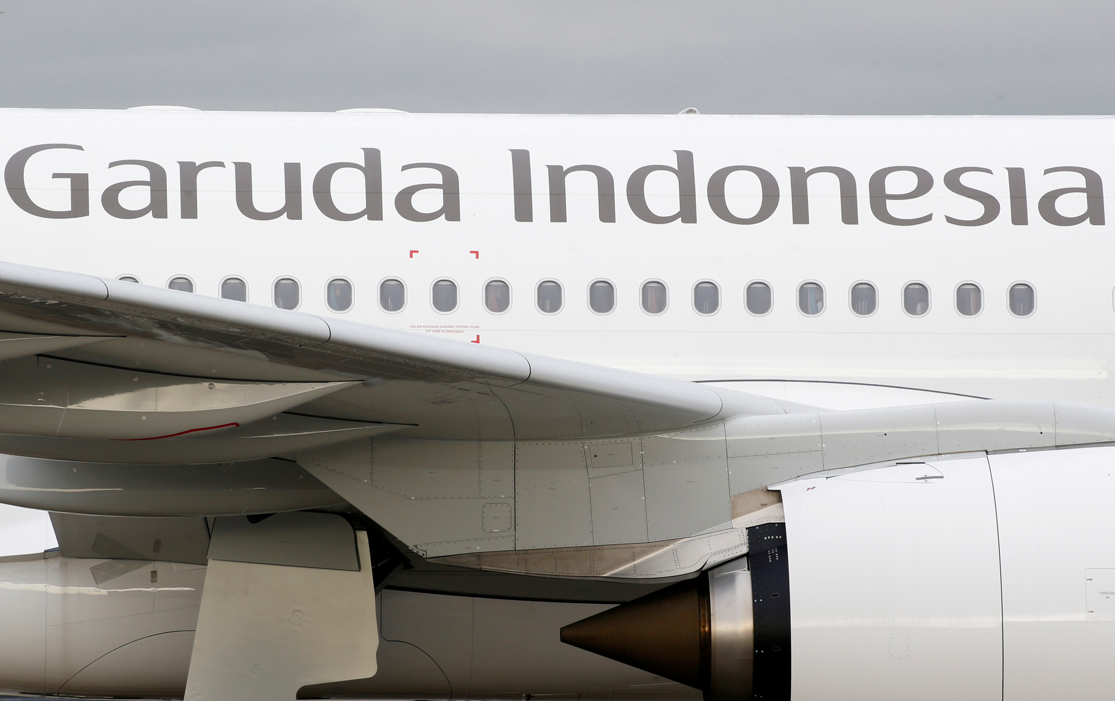 Detail Garuda Airlines Logo Nomer 44