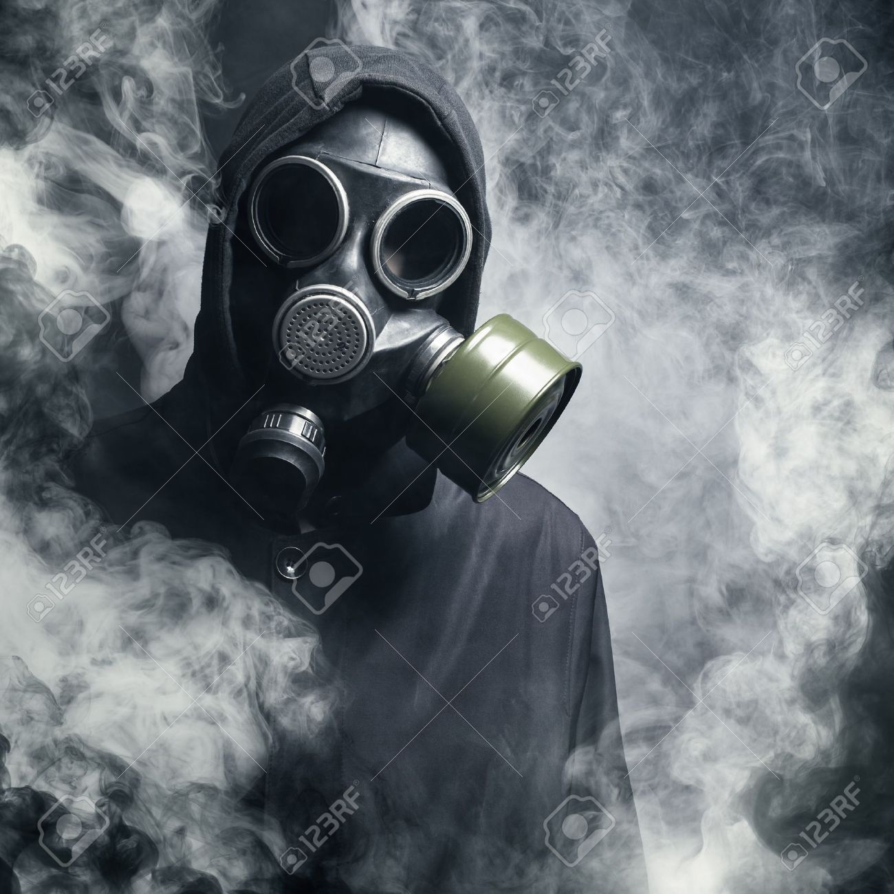 Detail Gas Mask Background Nomer 31