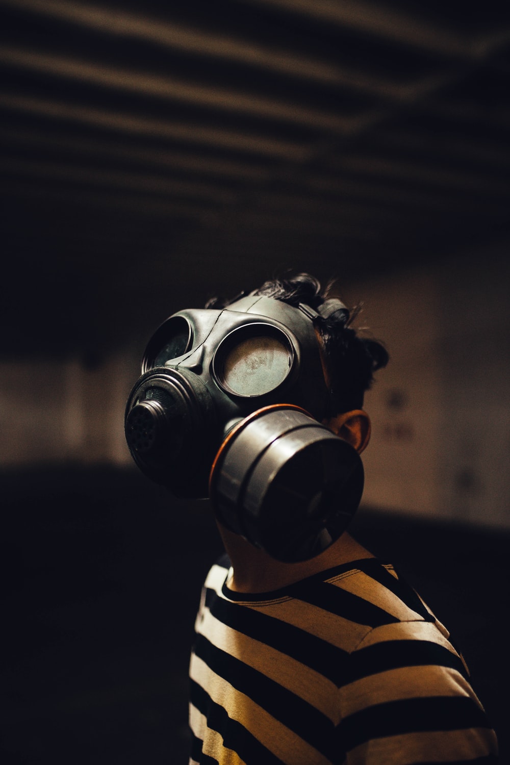 Detail Gasmask Background Nomer 3