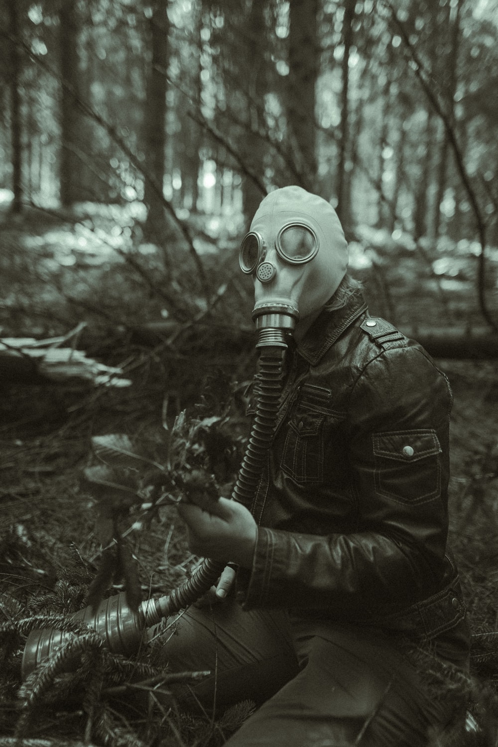 Detail Gasmask Background Nomer 21