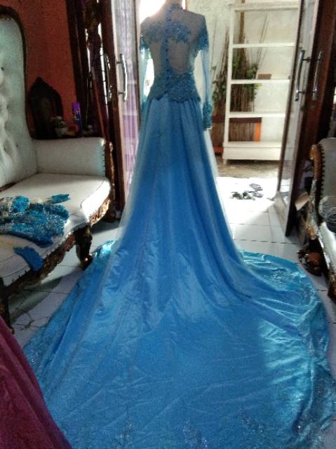 Detail Gaun Pengantin Biru Nomer 34