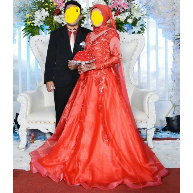 Detail Gaun Pengantin Merah Hitam Nomer 18