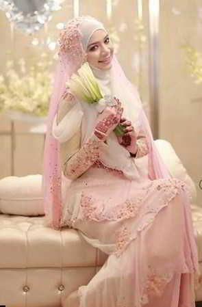 Detail Gaun Pengantin Muslimah Modern Warna Pink Nomer 21