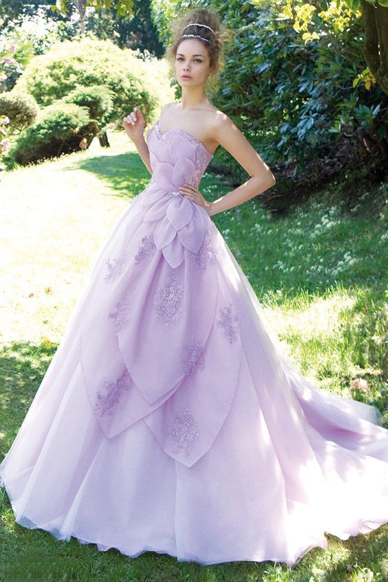 Detail Gaun Pengantin Ungu Lavender Nomer 20