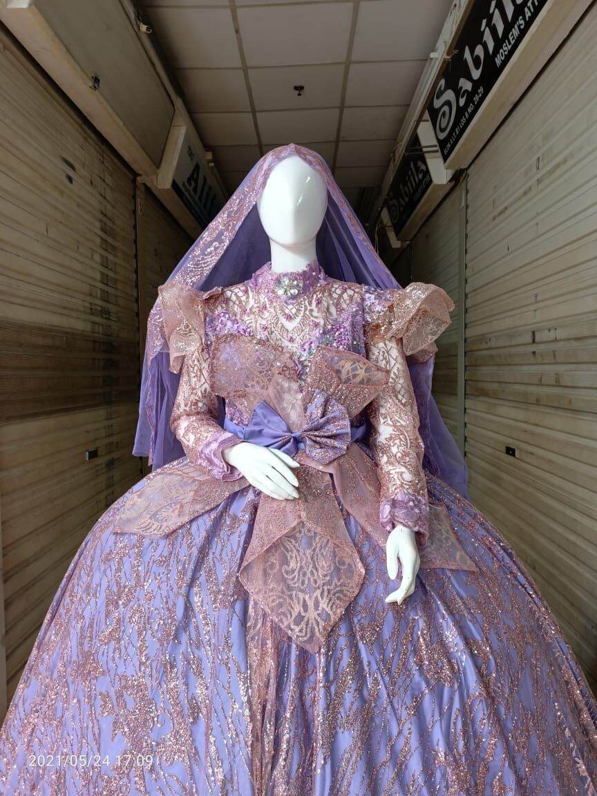Detail Gaun Pengantin Ungu Lavender Nomer 40