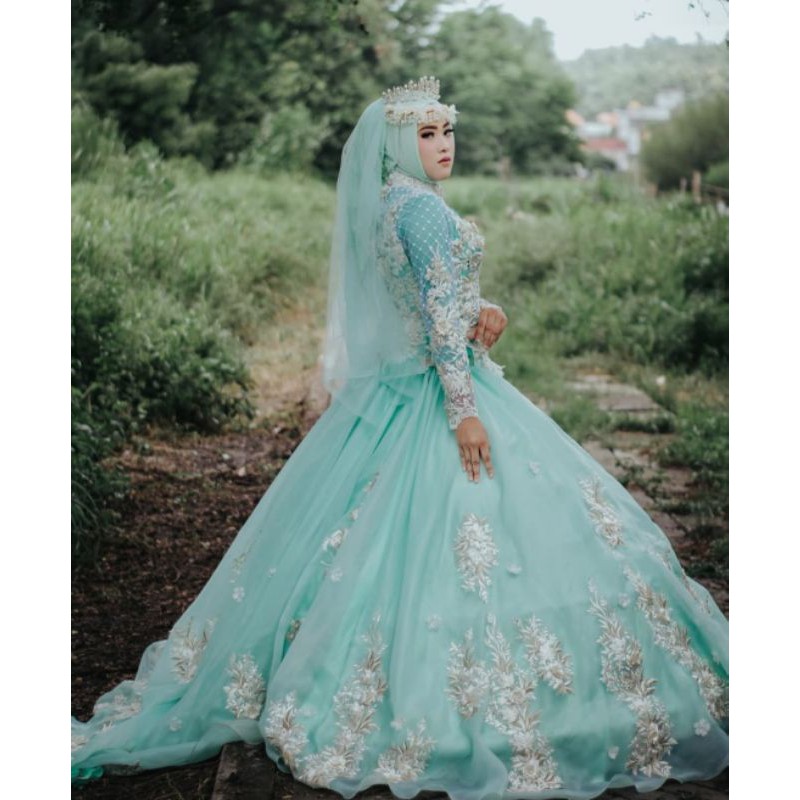 Detail Gaun Pengantin Warna Hijau Mint Nomer 23