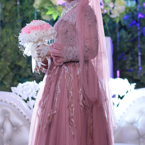 Detail Gaun Pengantin Warna Peach Nomer 13