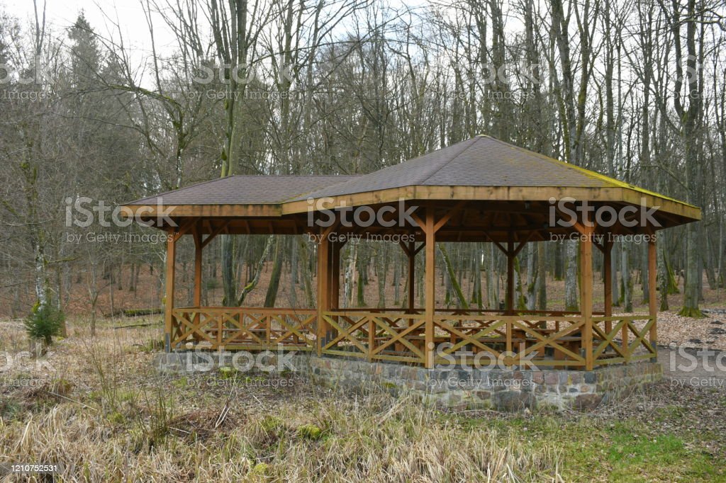Detail Gazebo Atap Miring Nomer 39