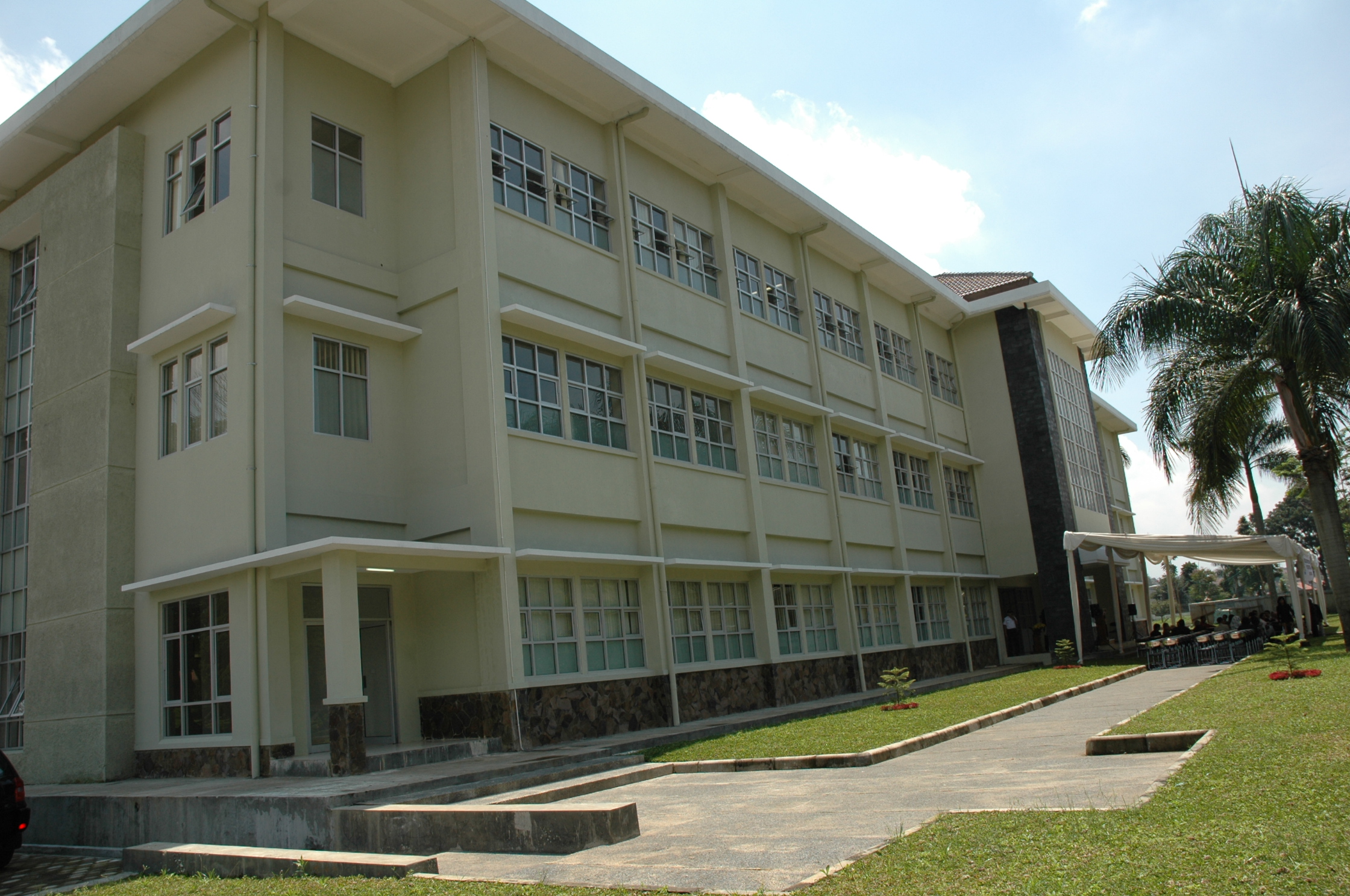 Detail Gedung Sekolah Di Jepang Nomer 36