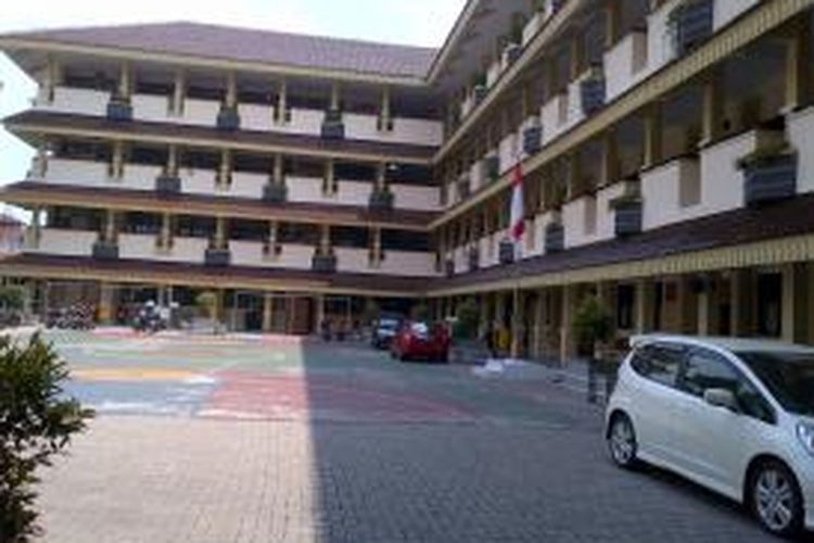 Detail Gedung Sekolah Mewah Nomer 38