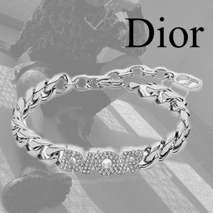 Detail Gelang Christian Dior Nomer 30