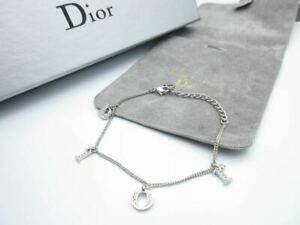 Detail Gelang Christian Dior Nomer 49