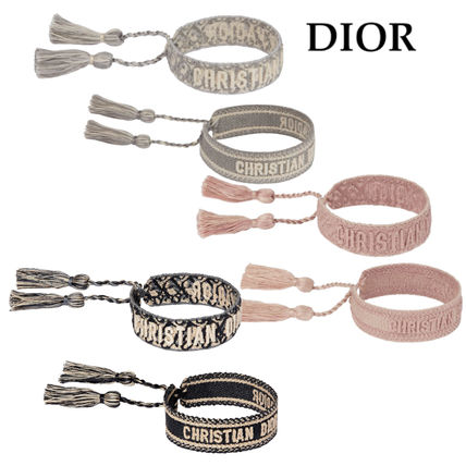 Detail Gelang Christian Dior Nomer 51