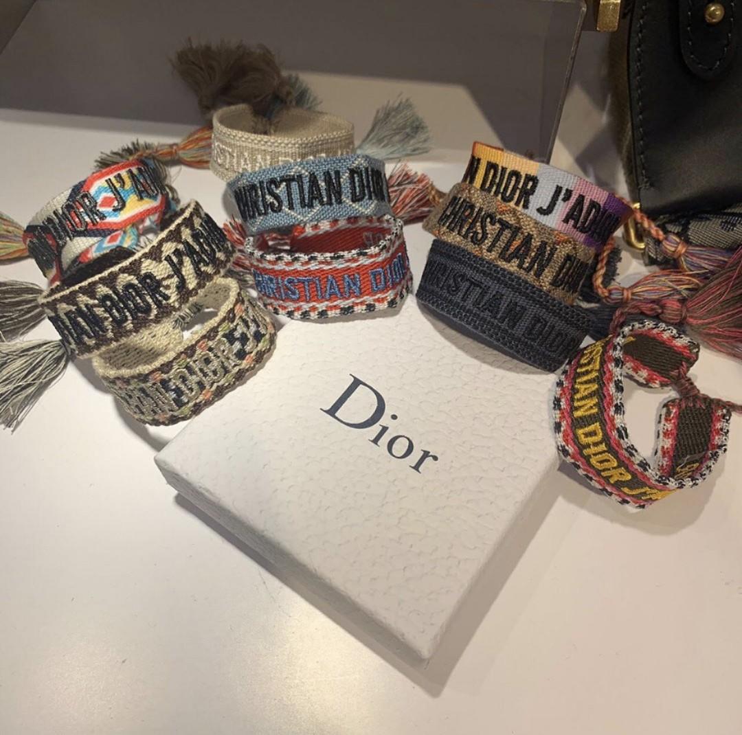 Detail Gelang Christian Dior Nomer 7
