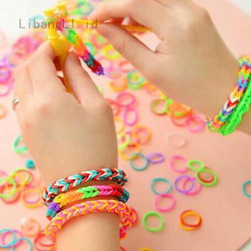 Detail Gelang Karet Warna Warni Nomer 50