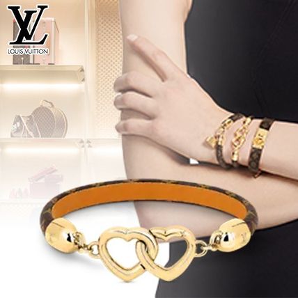 Detail Gelang Louis Vuitton Emas Nomer 10