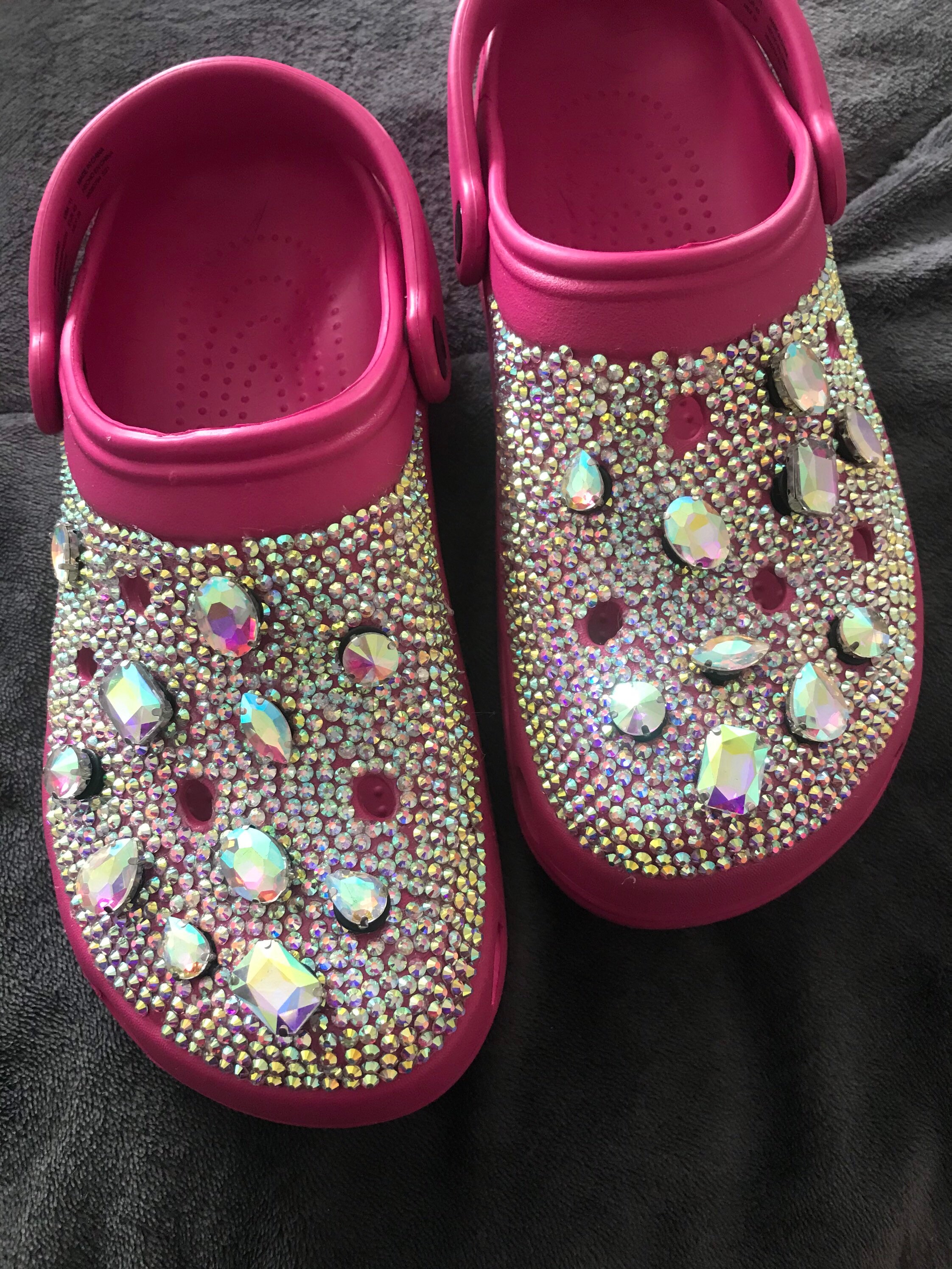 Detail Gems For Crocs Nomer 37