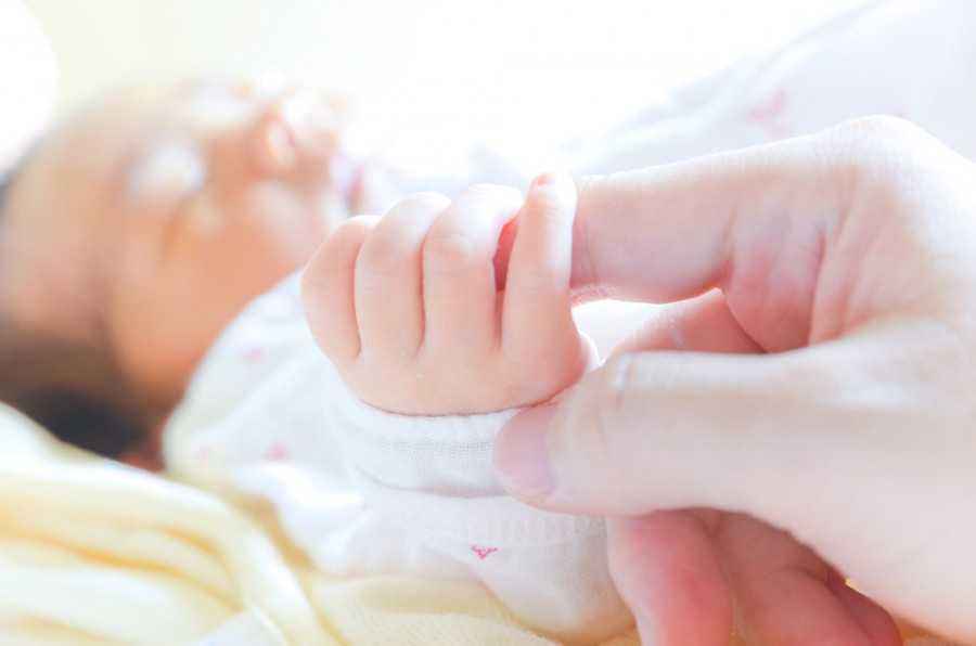 Detail Genggaman Tangan Bayi Nomer 12