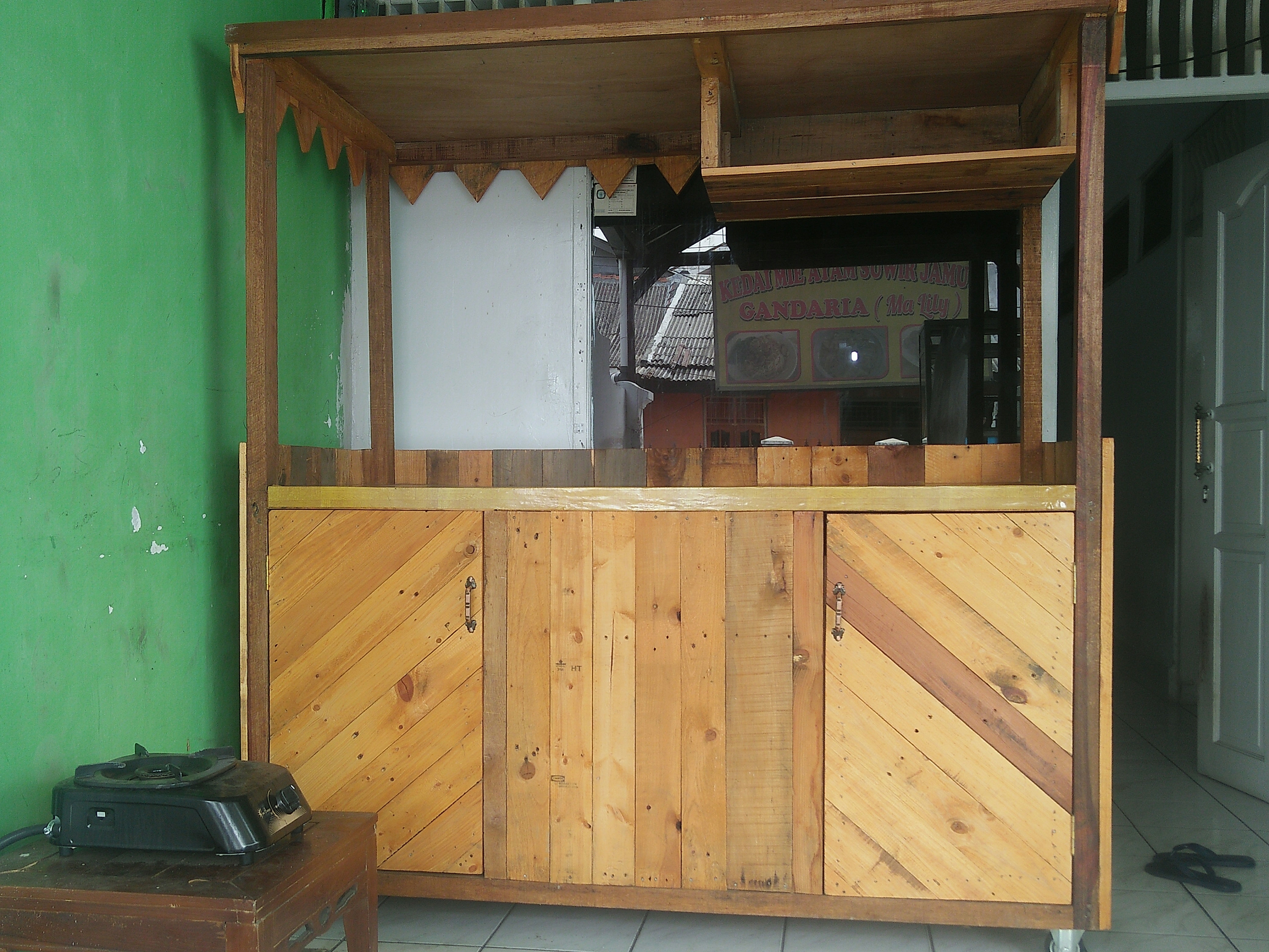 Detail Gerobak Jualan Dari Kayu Nomer 58