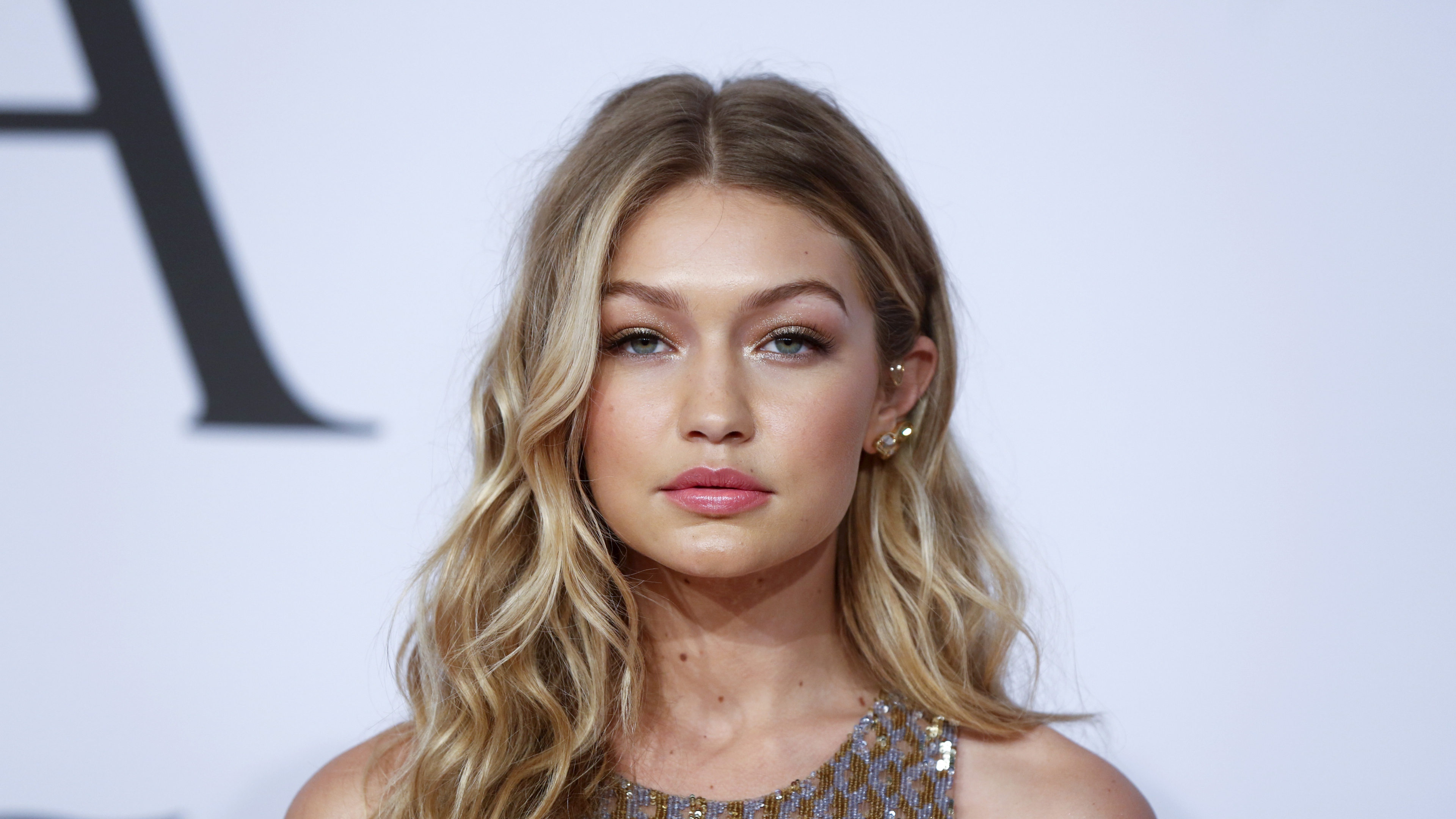 Detail Gigi Hadid Wallpaper Nomer 42