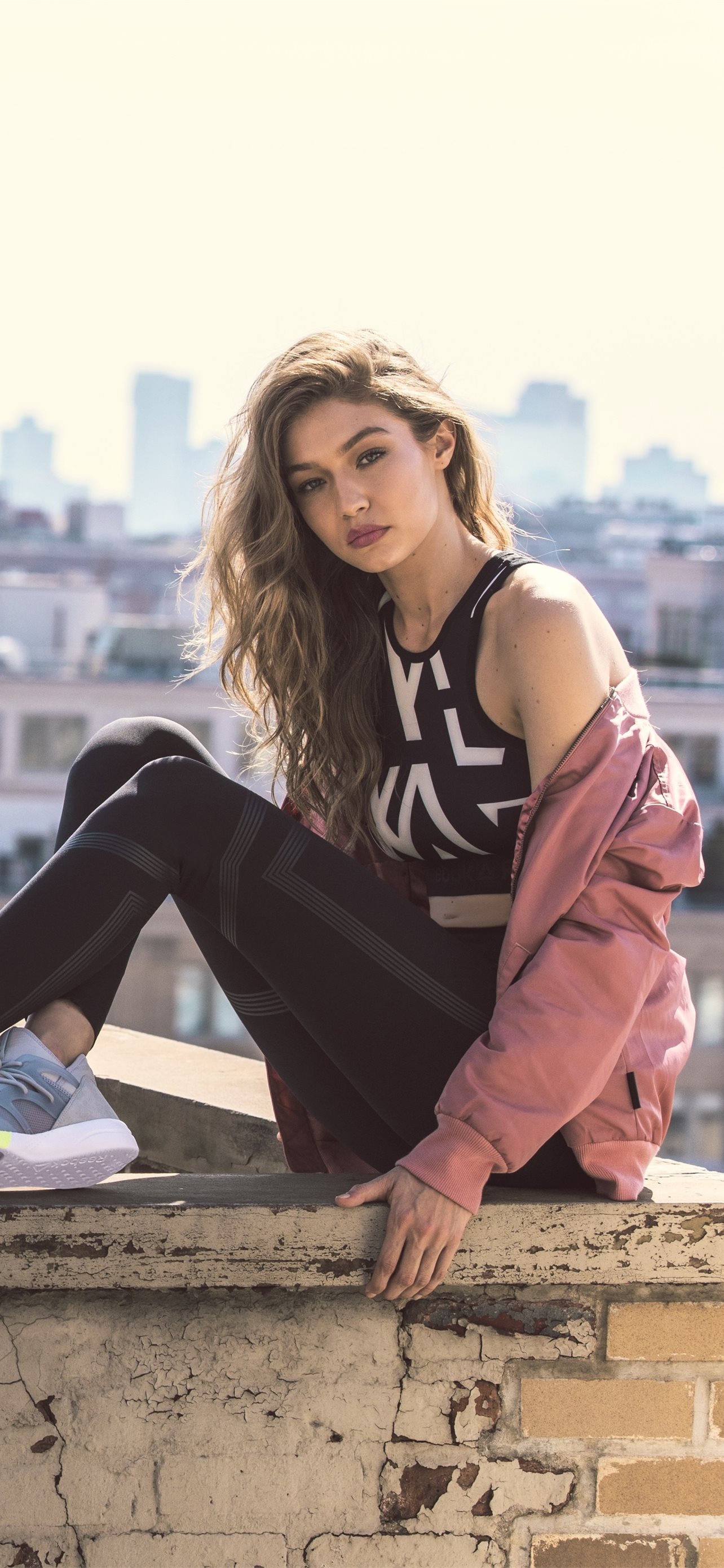 Detail Gigi Hadid Wallpaper Nomer 9