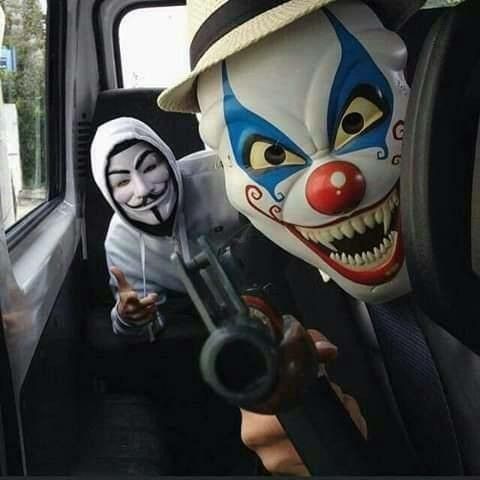 Detail Anonymous Badut Nomer 10