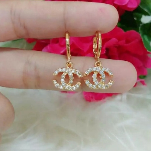 Detail Anting Chanel Emas Kuning Nomer 32