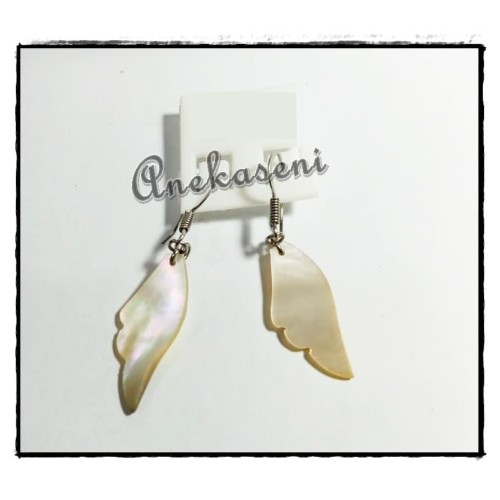 Detail Anting Dari Kerang Nomer 21