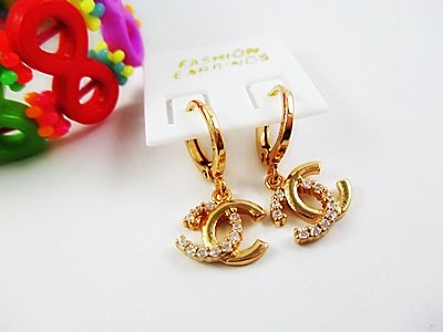 Detail Anting Emas Channel Nomer 16