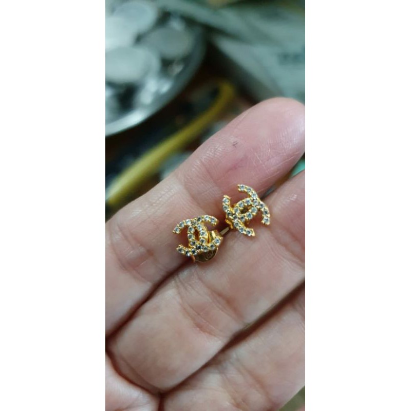 Detail Anting Emas Channel Nomer 10