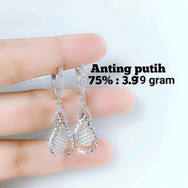 Detail Anting Emas Putih Nomer 11