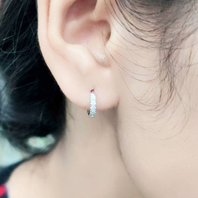 Detail Anting Emas Putih Nomer 16