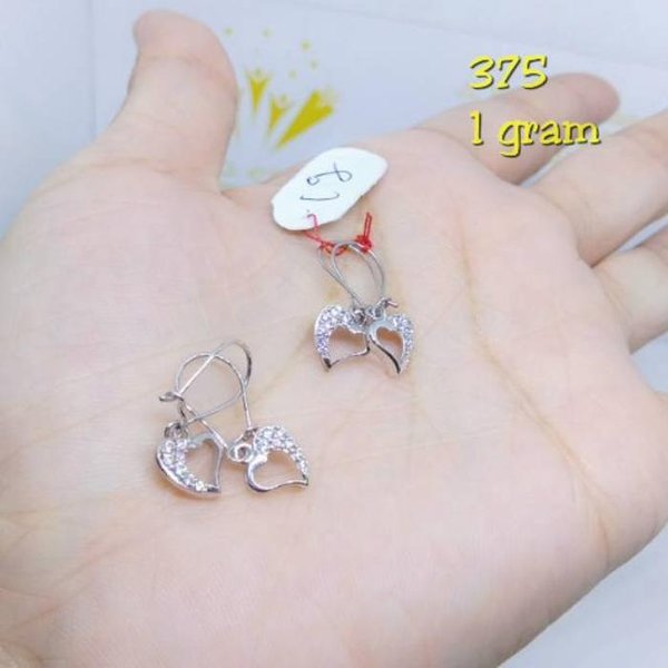 Detail Anting Emas Putih Nomer 32