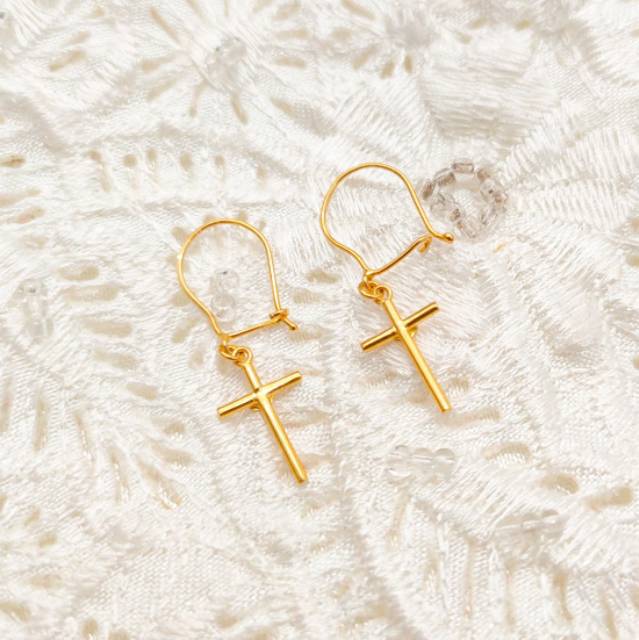 Detail Anting Salib Emas Nomer 13