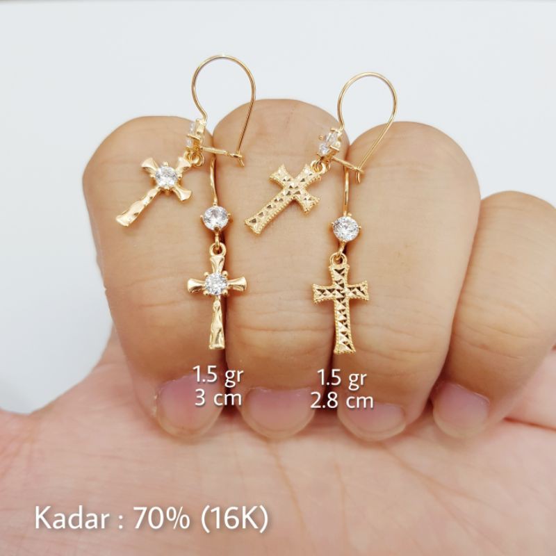 Detail Anting Salib Emas Nomer 3