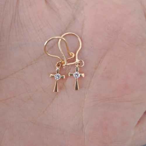Detail Anting Salib Emas Nomer 31