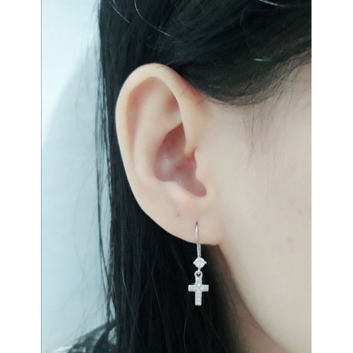 Detail Anting Salib Emas Nomer 47