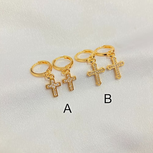 Detail Anting Salib Emas Nomer 56