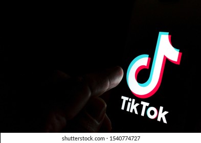 Detail App Tiktok Logo Nomer 29