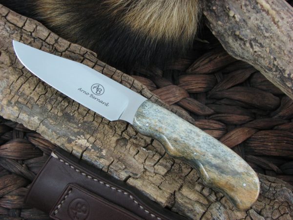 Detail Giraffe Bone Knife Handle Nomer 47