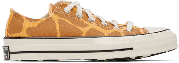 Detail Giraffe Converse Nomer 56